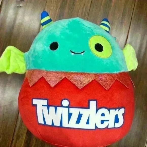 Squishmallow Twizzlers Zelic Monster Bat 8” plush - Picture 2 of 4